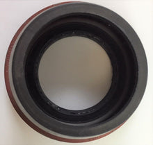 Load image into Gallery viewer, 4R70W 4R75W AODE Transmission Rear Seal with Long Boot for Trucks 1993 Up