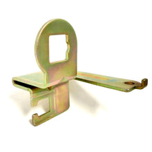 Load image into Gallery viewer, 700R4 AOD Kickdown TV Cable Bracket for Holley Carburetors by Sonnax AS6-01