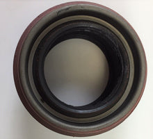 Load image into Gallery viewer, 4R70W 4R75W AODE Transmission Rear Seal with Long Boot for Trucks 1993 Up