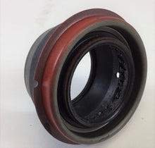 Load image into Gallery viewer, 4R70W 4R75W AODE Transmission Rear Seal with Long Boot for Trucks 1993 Up
